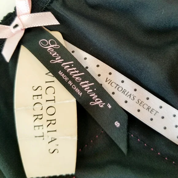 Victoria's Secret Vintage Sexy Little Things Velvet Hoodie Bikini Panty NWT Key - Picture 13 of 16